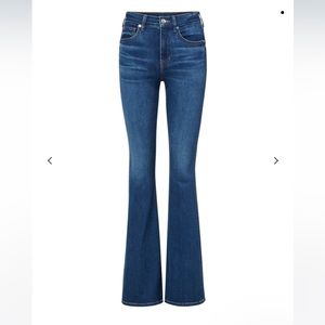 NEW Beverly High Waist Skinny Flare Jeans
VERONICA BEARD size 28